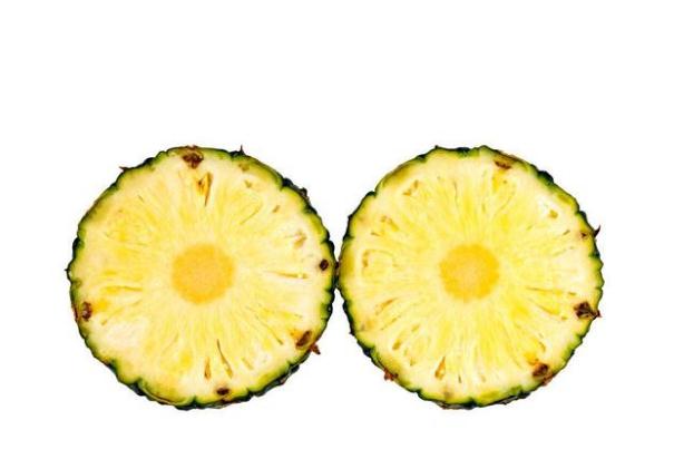 菠蘿能和西紅柿一起吃嗎 菠蘿不能跟什么食物一起吃