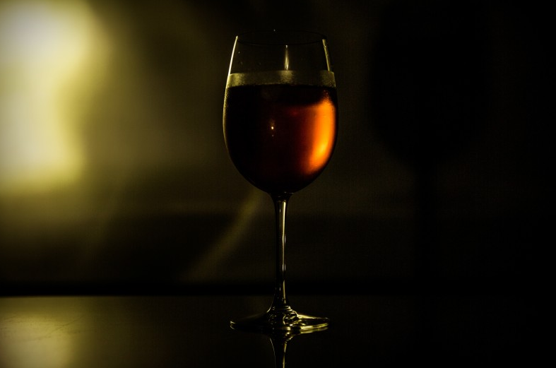 拉菲紅酒1982年多少錢(qián) 拉菲紅酒價(jià)格表圖片