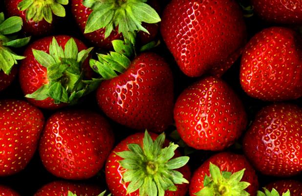 草莓怎么清洗比較干凈還不爛 草莓是寒性還是熱性的 草莓怎么清洗比較干凈還不爛 草莓是寒性還是熱性的