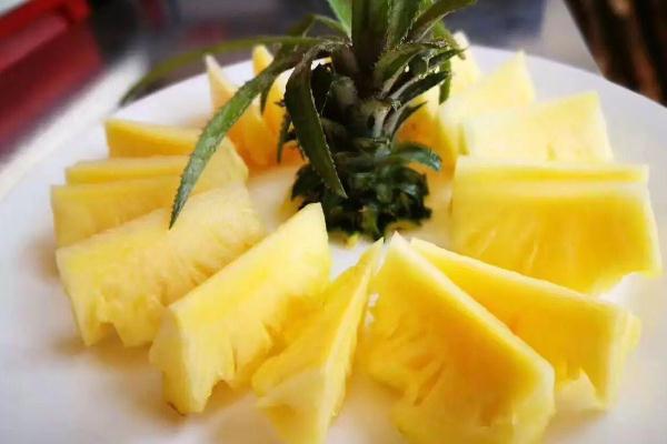 菠蘿能降血糖嗎 血糖高吃什么水果 菠蘿能降血糖嗎 血糖高吃什么水果