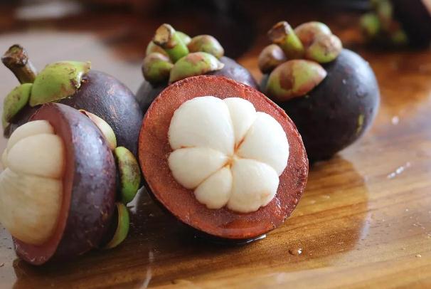 山竹殼太硬打不開是因?yàn)槭裁?山竹殼太硬是壞了嗎 山竹殼太硬打不開是因?yàn)槭裁?山竹殼太硬是壞了嗎