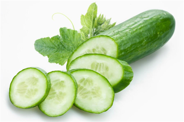 黃瓜去皮好還是不去皮好 黃瓜去皮吃還有營(yíng)養(yǎng)嗎 黃瓜去皮好還是不去皮好 黃瓜去皮吃還有營(yíng)養(yǎng)嗎