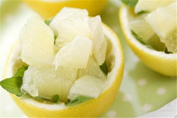 柚子可以去甲醛嗎 柚子的用途有哪些 柚子可以去甲醛嗎 柚子的用途有哪些