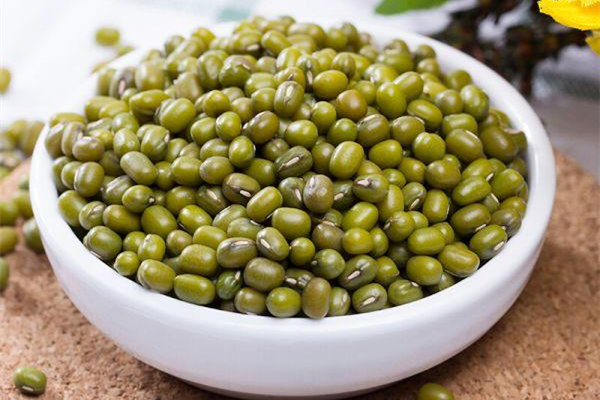 綠豆能解毒嗎 綠豆什么季節(jié)最適合吃 綠豆能解毒嗎 綠豆什么季節(jié)最適合吃