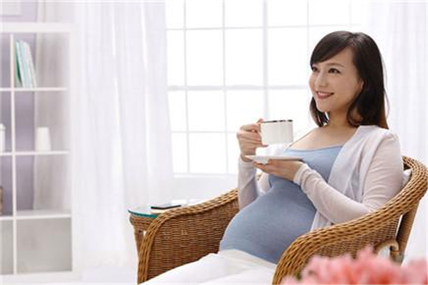 孕婦怕熱是怎么回事 孕婦怕熱正常嗎 孕婦怕熱是怎么回事 孕婦怕熱正常嗎