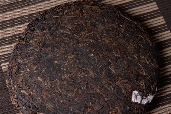 茶餅怎么看年份 茶餅怎么分辨好壞 茶餅怎么看年份 茶餅怎么分辨好壞