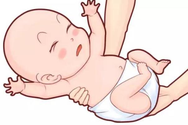 新生兒睡覺(jué)一驚一驚 新生兒睡眠不好的原因 新生兒睡覺(jué)一驚一驚 新生兒睡眠不好的原因