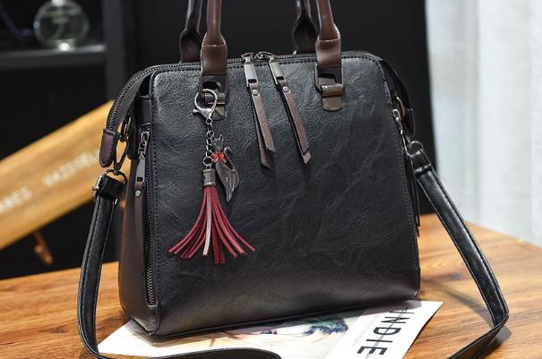 包包的五金磨損怎么修復(fù)呢 包包的五金掉色怎么補