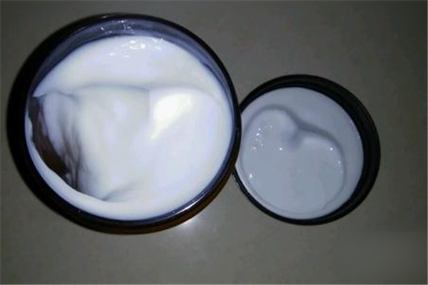 發(fā)膜可以接觸頭皮嗎 發(fā)膜可以天天使用嗎 發(fā)膜可以接觸頭皮嗎 發(fā)膜可以天天使用嗎