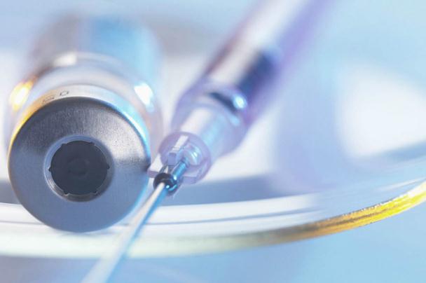 接種新冠疫苗出現(xiàn)不良反應(yīng)怎么辦 如何避免不良反應(yīng)的發(fā)生 接種新冠疫苗出現(xiàn)不良反應(yīng)怎么辦 如何避免不良反應(yīng)的發(fā)生