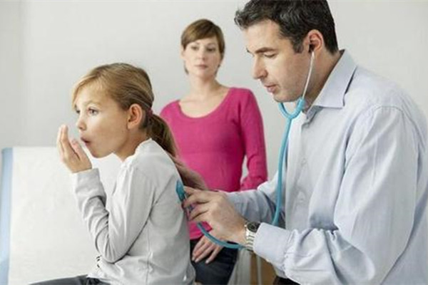 支氣管炎和咽炎有什么區(qū)別 支氣管炎和咽炎會同時存在嗎 支氣管炎和咽炎有什么區(qū)別 支氣管炎和咽炎會同時存在嗎