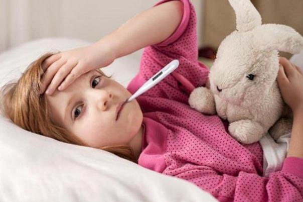 嬰兒發(fā)燒的原因有哪些 嬰兒發(fā)燒的危害 嬰兒發(fā)燒的原因有哪些 嬰兒發(fā)燒的危害