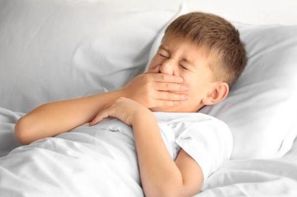 孩子咳嗽有黃痰屬于什么類型咳嗽 孩子咳嗽有鳴音 孩子咳嗽有黃痰屬于什么類型咳嗽 孩子咳嗽有鳴音