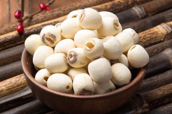 蓮子對(duì)胃有好處嗎 胃不好能吃蓮子嗎 蓮子對(duì)胃有好處嗎 胃不好能吃蓮子嗎