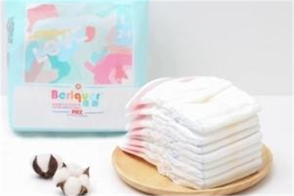 紙尿褲有味道正常嗎 紙尿褲有味道對寶寶有影響嗎 紙尿褲有味道正常嗎 紙尿褲有味道對寶寶有影響嗎