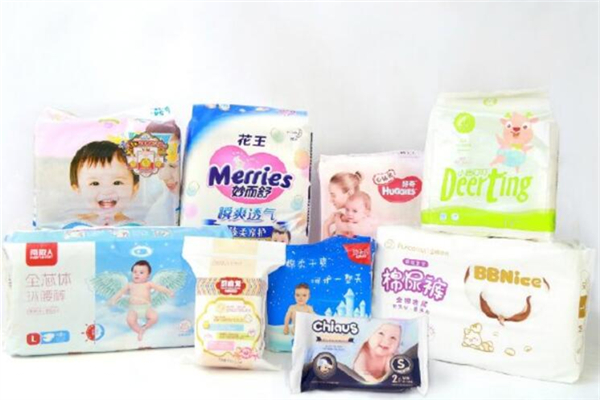 紙尿褲寶寶多大可以用 紙尿褲寶寶穿到多大 紙尿褲寶寶多大可以用 紙尿褲寶寶穿到多大