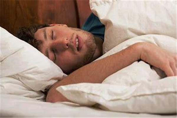睡覺一天睡幾個(gè)小時(shí)正常 睡覺睡不醒是什么原因 睡覺一天睡幾個(gè)小時(shí)正常 睡覺睡不醒是什么原因