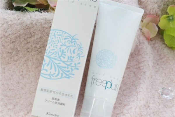 敏感肌用洗面奶還是清水 敏感肌用什么洗面奶比較好 敏感肌用洗面奶還是清水 敏感肌用什么洗面奶比較好