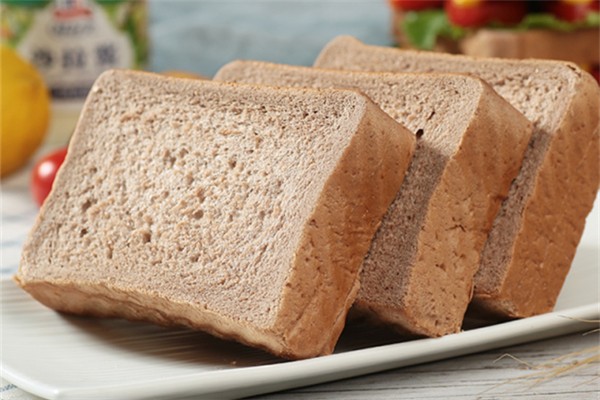 全麥面包熱量高嗎 全麥面包算不算碳水