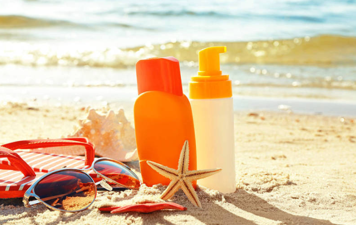 防曬噴霧可以直接噴臉上嗎 防曬噴霧直接噴臉上不用抹開嗎 防曬噴霧可以直接噴臉上嗎 防曬噴霧直接噴臉上不用抹開嗎