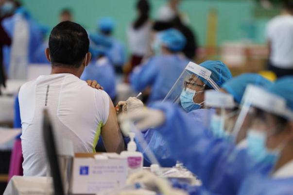 新冠疫苗大姨媽期間可以打嗎 打新冠疫苗吃飯去還是空肚子 新冠疫苗大姨媽期間可以打嗎 打新冠疫苗吃飯去還是空肚子