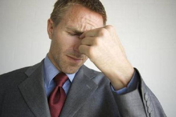 偏頭痛對(duì)身體有什么危害 偏頭痛對(duì)大腦的損傷 偏頭痛對(duì)身體有什么危害 偏頭痛對(duì)大腦的損傷