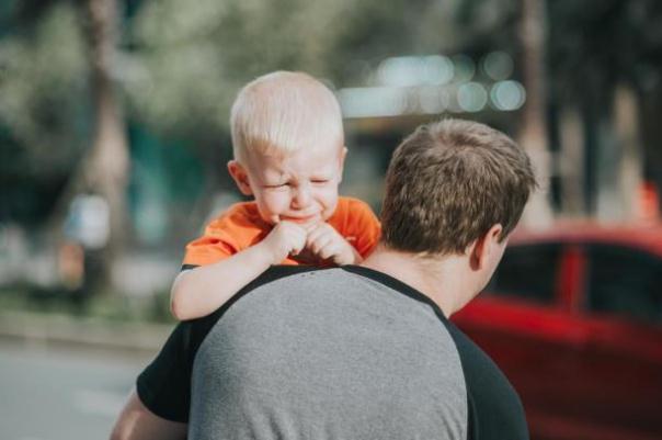 寶寶哭鬧對身體有影響嗎 小孩子哭對身體有什么壞處呢 寶寶哭鬧對身體有影響嗎 小孩子哭對身體有什么壞處呢