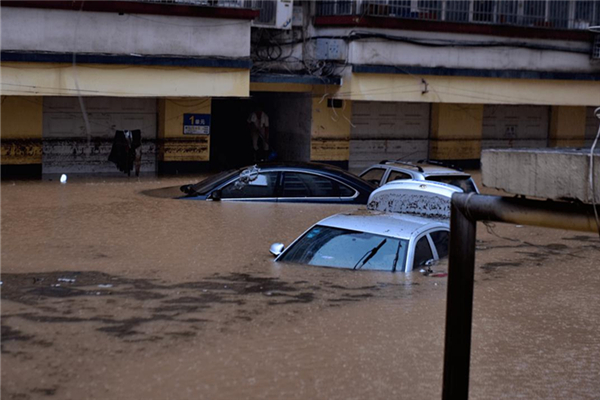 河南為何成為全國強(qiáng)降雨中心 大暴雨會把車淋壞嗎