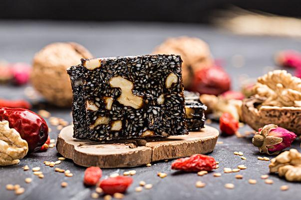 阿膠的作用和功效 阿膠糕什么牌子好 阿膠的作用和功效 阿膠糕什么牌子好