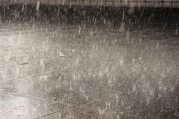 河南10個市縣5天降了一年的雨 長時間下雨會導(dǎo)致地面怎么樣 河南10個市縣5天降了一年的雨 長時間下雨會導(dǎo)致地面怎么樣