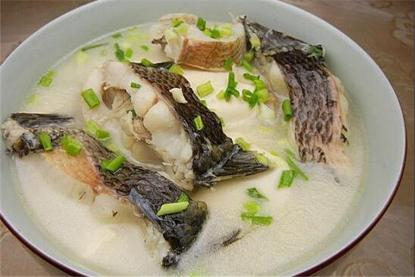 黑魚湯怎么燉好喝又營養(yǎng) 黑魚湯如何熬制成白湯 黑魚湯怎么燉好喝又營養(yǎng) 黑魚湯如何熬制成白湯