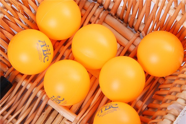 中國(guó)看臺(tái)上全是世界冠軍 打乒乓球時(shí)喊的什么