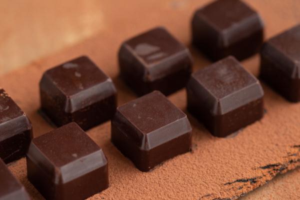 巧克力會(huì)加重痛經(jīng) 巧克力經(jīng)期能吃嗎