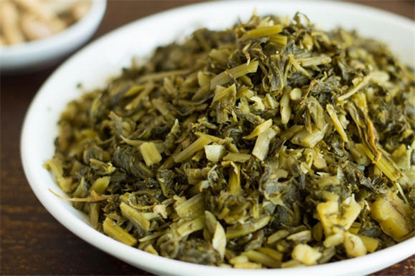 雪里紅腌制一天可以吃嗎 雪里紅沒(méi)腌透可以吃嗎