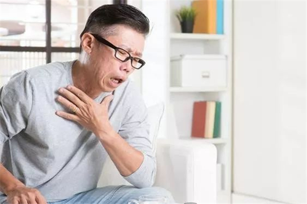 氣喘胸悶呼吸困難是怎么回事 氣喘呼吸不過(guò)來(lái)怎么辦