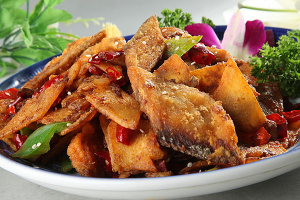 帶魚(yú)適合減肥吃嗎 帶魚(yú)適合孕婦吃嗎