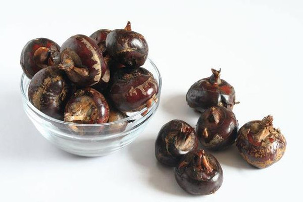 荸薺能生吃嗎 荸薺生吃有什么好處 荸薺能生吃嗎 荸薺生吃有什么好處