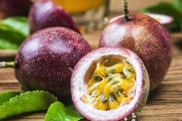 百香果要洗嗎 百香果要放冰箱里嗎 百香果要洗嗎 百香果要放冰箱里嗎