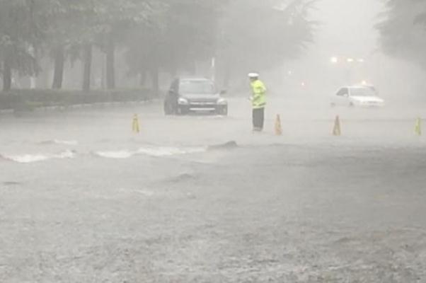 湖北隨縣柳林鎮(zhèn)遭遇極端強降雨 暴雨天氣要查哪些隱患 湖北隨縣柳林鎮(zhèn)遭遇極端強降雨 暴雨天氣要查哪些隱患
