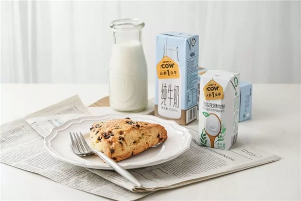 認(rèn)養(yǎng)一頭牛寶寶能喝嗎 認(rèn)養(yǎng)一頭牛多大寶寶能喝 認(rèn)養(yǎng)一頭牛寶寶能喝嗎 認(rèn)養(yǎng)一頭牛多大寶寶能喝