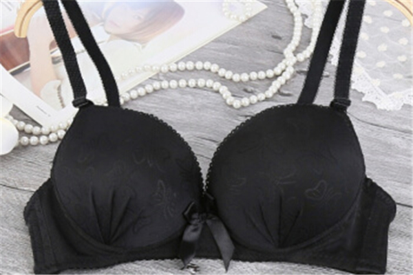 內衣會往上移怎么回事 內衣會影響胸的發(fā)育嗎