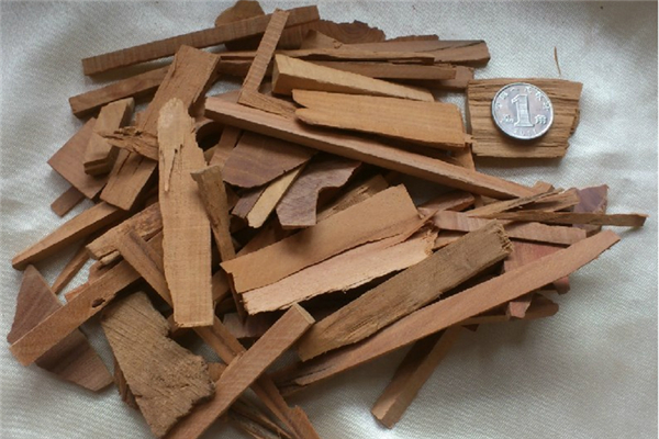 檀香點燃怎么放置 檀香一天點多長時間合適 檀香點燃怎么放置 檀香一天點多長時間合適