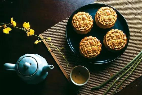 國(guó)慶中秋加班算幾天 國(guó)慶中秋加班費(fèi)算幾天