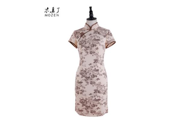 旗袍有幾種類型 平時見得最多的旗袍領口 旗袍有幾種類型 平時見得最多的旗袍領口