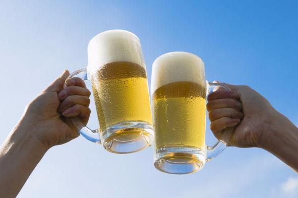 啤酒是碳水化合物嗎 啤酒是怎么釀造出來(lái)的