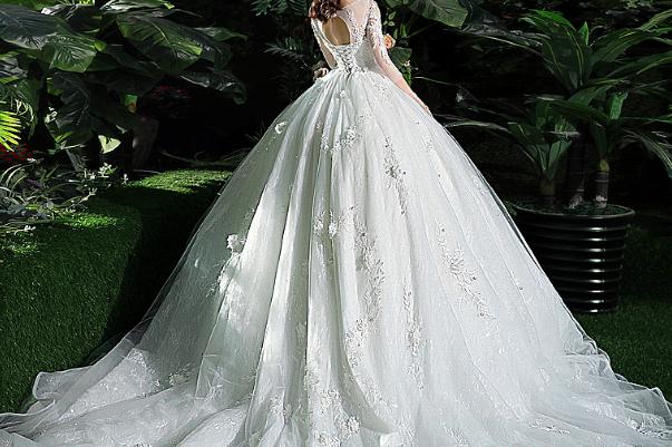 婚紗可以改小嗎 婚紗對(duì)于女生很重要嗎 婚紗可以改小嗎 婚紗對(duì)于女生很重要嗎