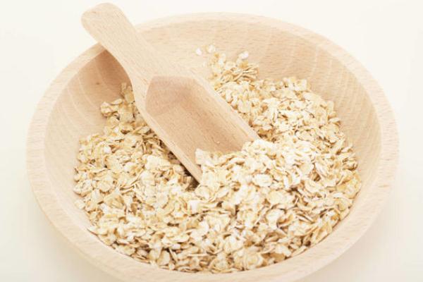 燕麥片是熟的嗎 熟燕麥片好還是生燕麥片好 燕麥片是熟的嗎 熟燕麥片好還是生燕麥片好