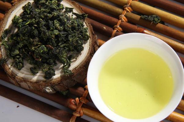 鐵觀音的口感和特點(diǎn) 鐵觀音的好處和壞處 鐵觀音的口感和特點(diǎn) 鐵觀音的好處和壞處