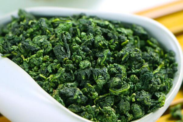 鐵觀音的口感和特點(diǎn) 鐵觀音的好處和壞處 鐵觀音的口感和特點(diǎn) 鐵觀音的好處和壞處