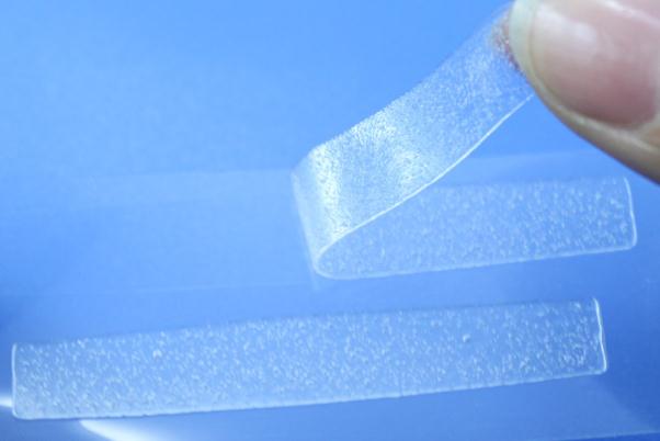 美白牙貼會損傷牙釉質(zhì)嗎 美白牙貼有導(dǎo)致疼痛的副作用